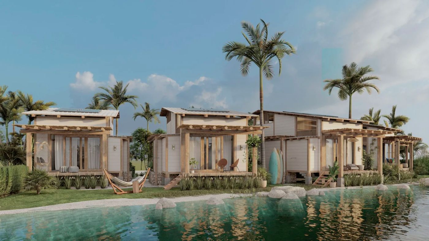 Row of Cakora beach houses along the waterfront